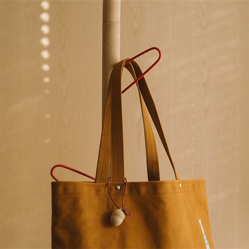 格几N06 Lost&Found Ito衣帽架